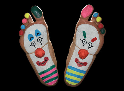 clown foot art thumbnail