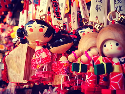 doll keychains thumbnail