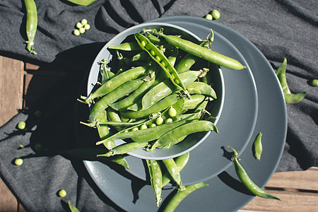 Fresh pea outside thumbnail