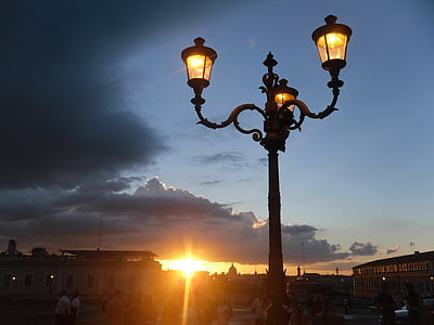 black 3-light street light thumbnail