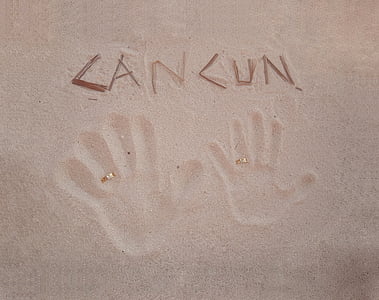 sand with can cun sticks art thumbnail