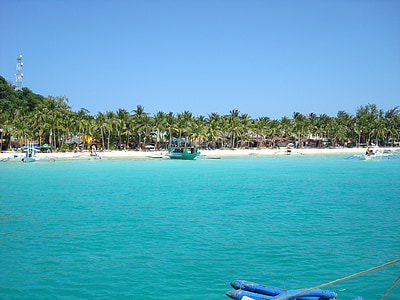 boat on coast thumbnail