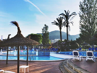 Swimming Resort thumbnail