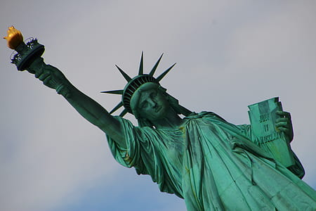 Statue of Liberty thumbnail