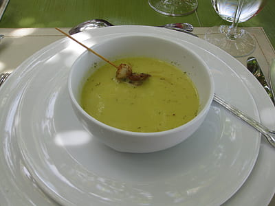 white ceramic bowl and plate thumbnail