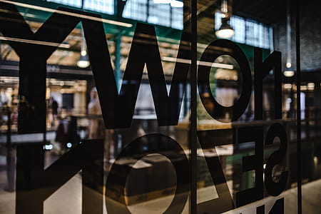 ‘Koszyki’ market hall, commonly known as the ‘People’s bazaar’, Warsaw, Poland thumbnail