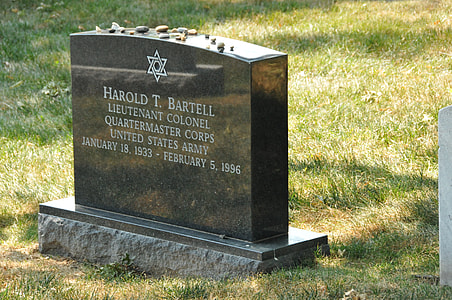 Harold T. Bartell tombstone thumbnail