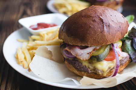 Big Fresh Homemade Burger thumbnail