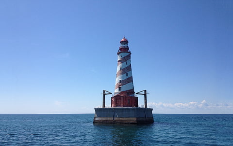 white and red lighthouse thumbnail