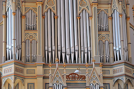 gray and beige cathedral thumbnail