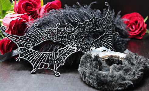 black scrolled eye mask thumbnail