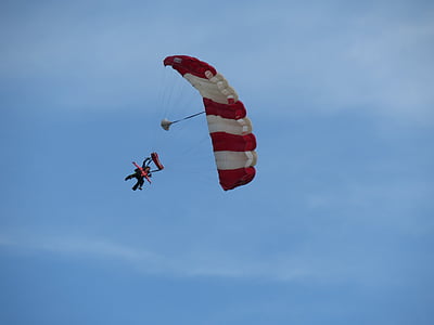 two person on paragliding thumbnail
