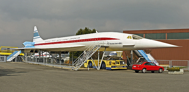 white airplane ahead thumbnail