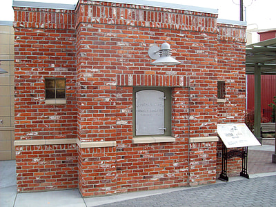 Heritage Pavilion, Meridian City Hall Plaza in Idaho thumbnail