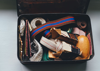 straps on metal container thumbnail