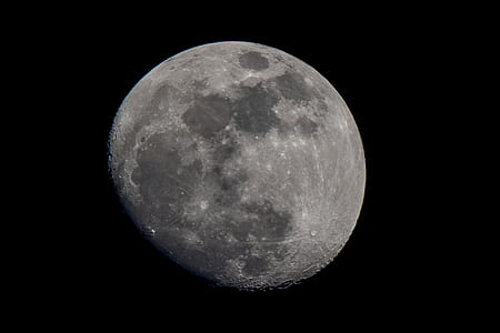 photo of moon thumbnail