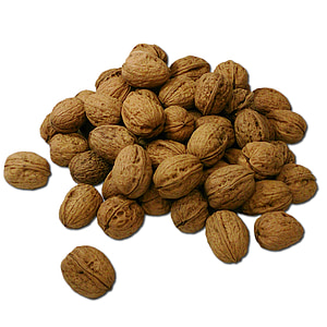 pile of walnuts thumbnail