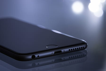 space gray iPhone 6 thumbnail