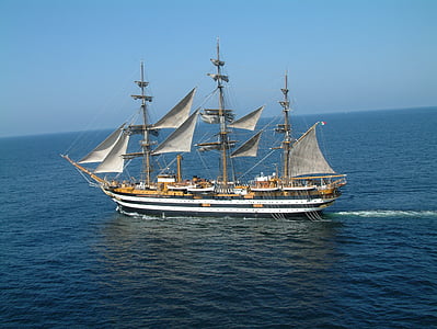flagship on body of water thumbnail