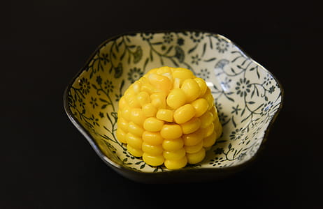 Cooked Corn on Bowl thumbnail