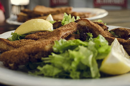 Green Vegetable With Meat Dish thumbnail
