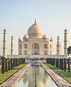 Taj Mahal, India thumbnail