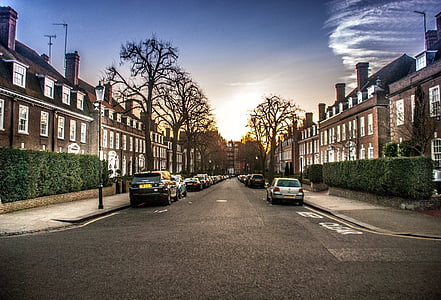 vehicles parked near buildings thumbnail
