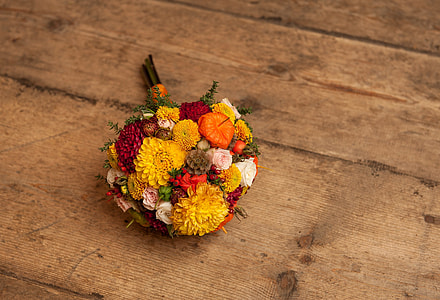 yellow, orange and red petal flower bouquet thumbnail