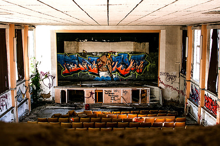 room full of Graffiti thumbnail