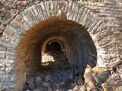 rocky cave thumbnail