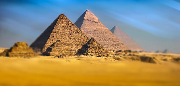 Full View of the Pyramids in Giza, Egypt thumbnail