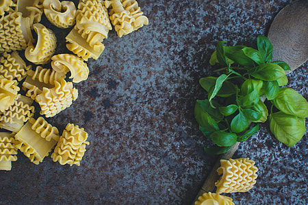 Colorful pasta setting thumbnail