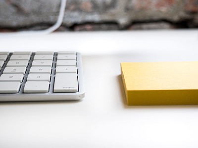 white Apple keyboard thumbnail