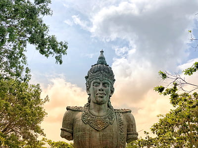 deity statue thumbnail