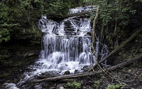 Wagner Falls landscape in Michigan thumbnail
