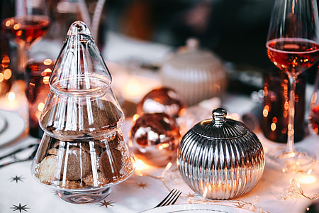 Christmas table decorations thumbnail