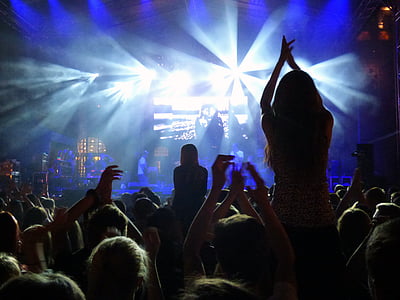 people concert hall thumbnail