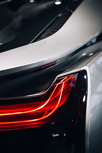 Silver BMW i8 thumbnail