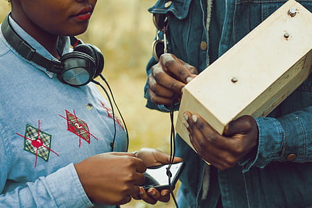 Black Corded Headphones thumbnail