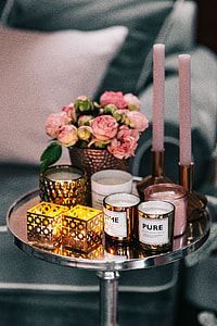 Side table with pink decorations thumbnail