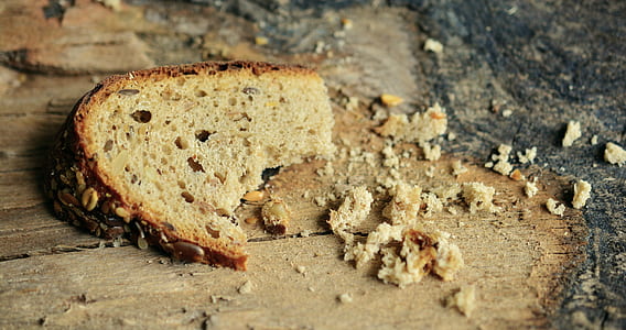 photo of brown bread thumbnail