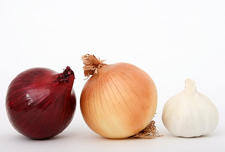 garlic and onion photography thumbnail