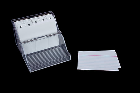 index cards beside case thumbnail