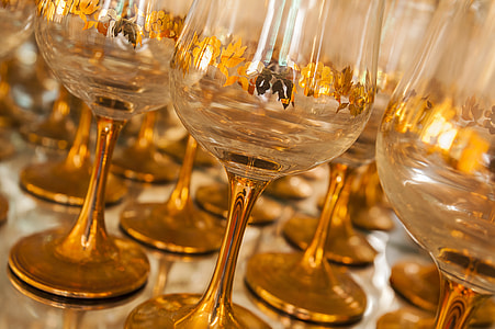 empty wine glasses thumbnail