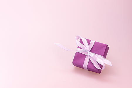 purple gift box thumbnail