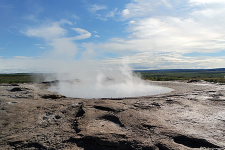 photo of steaming rock thumbnail