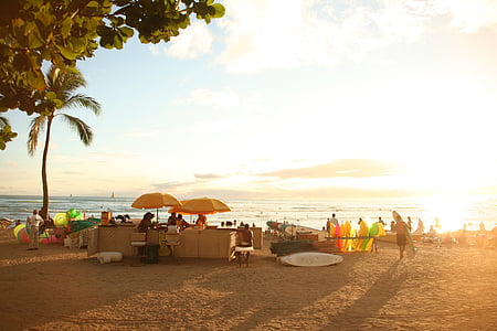 lot of people in beach thumbnail