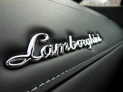 silver-colored Lamborghini emblem thumbnail