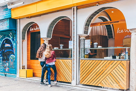 two women looking at store thumbnail