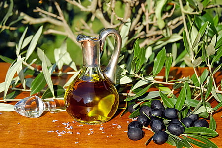grey lid glass cruet during daytime thumbnail